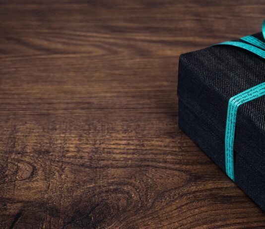 Cadeaux de Noël offerts par le CSE : que dit la réglementation ? cadeau CSE