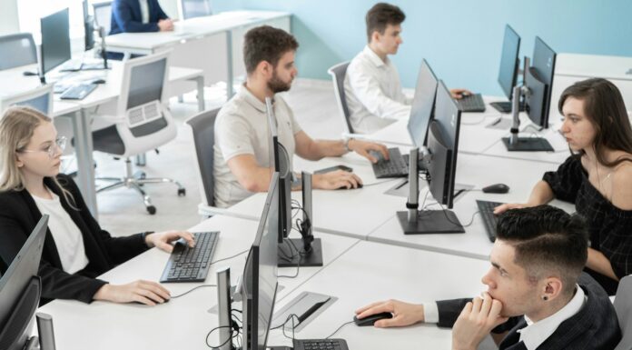 Heures supplémentaires : comprendre la législation et ses avantages pour tous heures supp : avantages salariés et employeurs